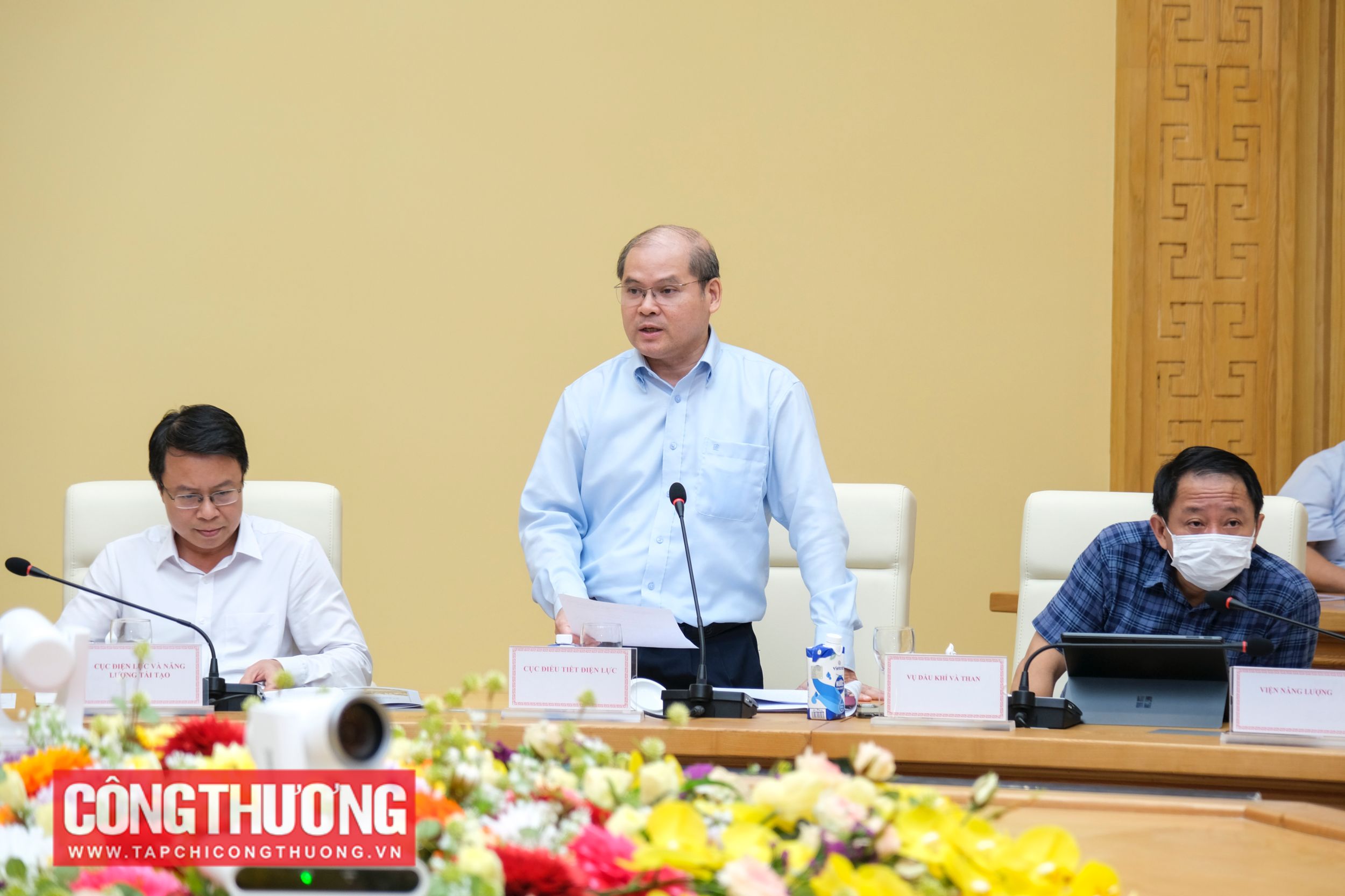 Đại diện các đơn vị thuộc Bộ Công Thương trao đổi với tỉnh Quảng Trị về việc triển khai các dự án