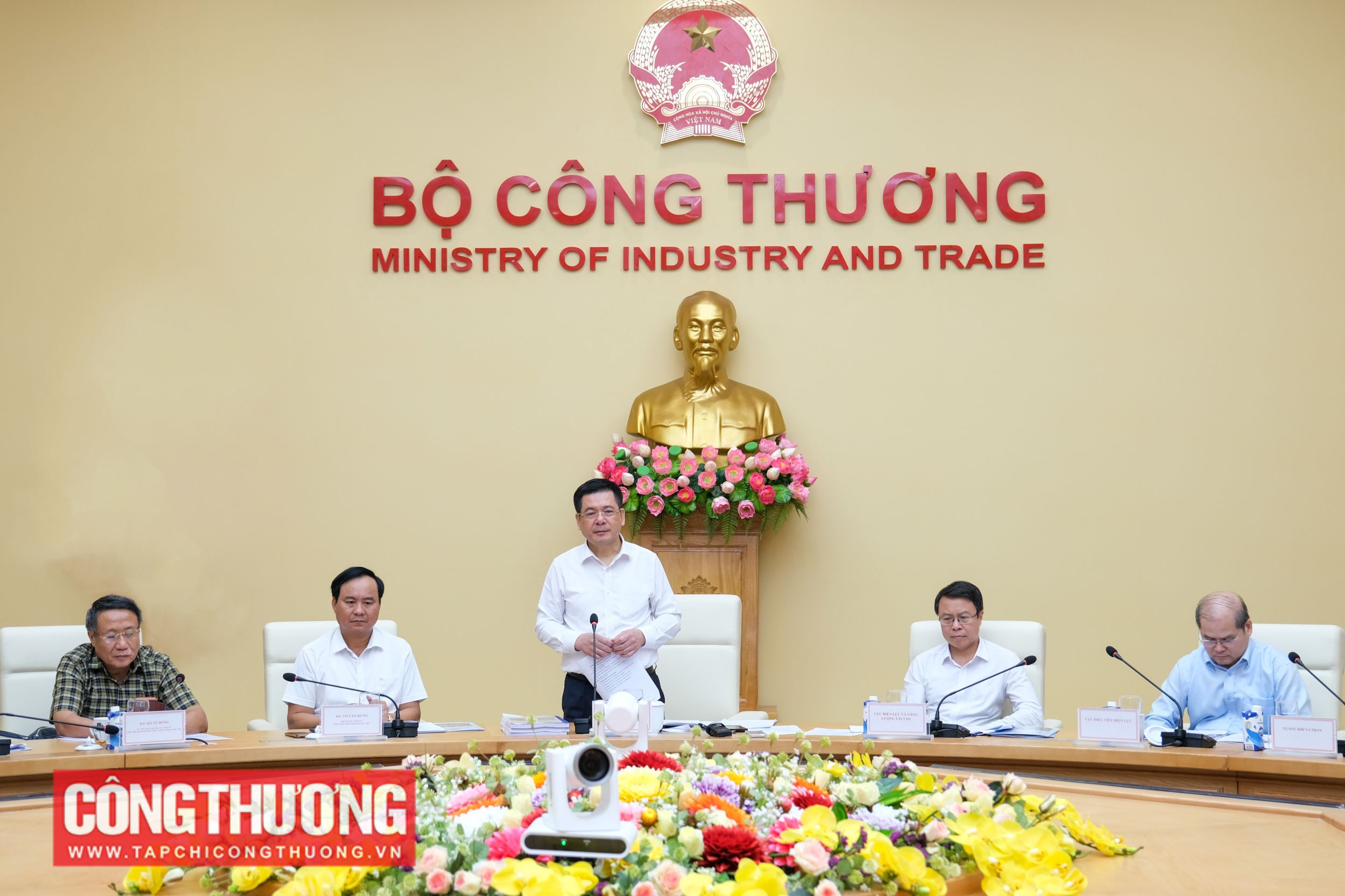 Bộ trưởng Nguyễn Hồng Diên đánh giá cao tinh thần chủ động của Quảng Trị trong triển khai các quy hoạch ngành quốc gia trong lĩnh vực Công Thương trên địa bàn tỉnh