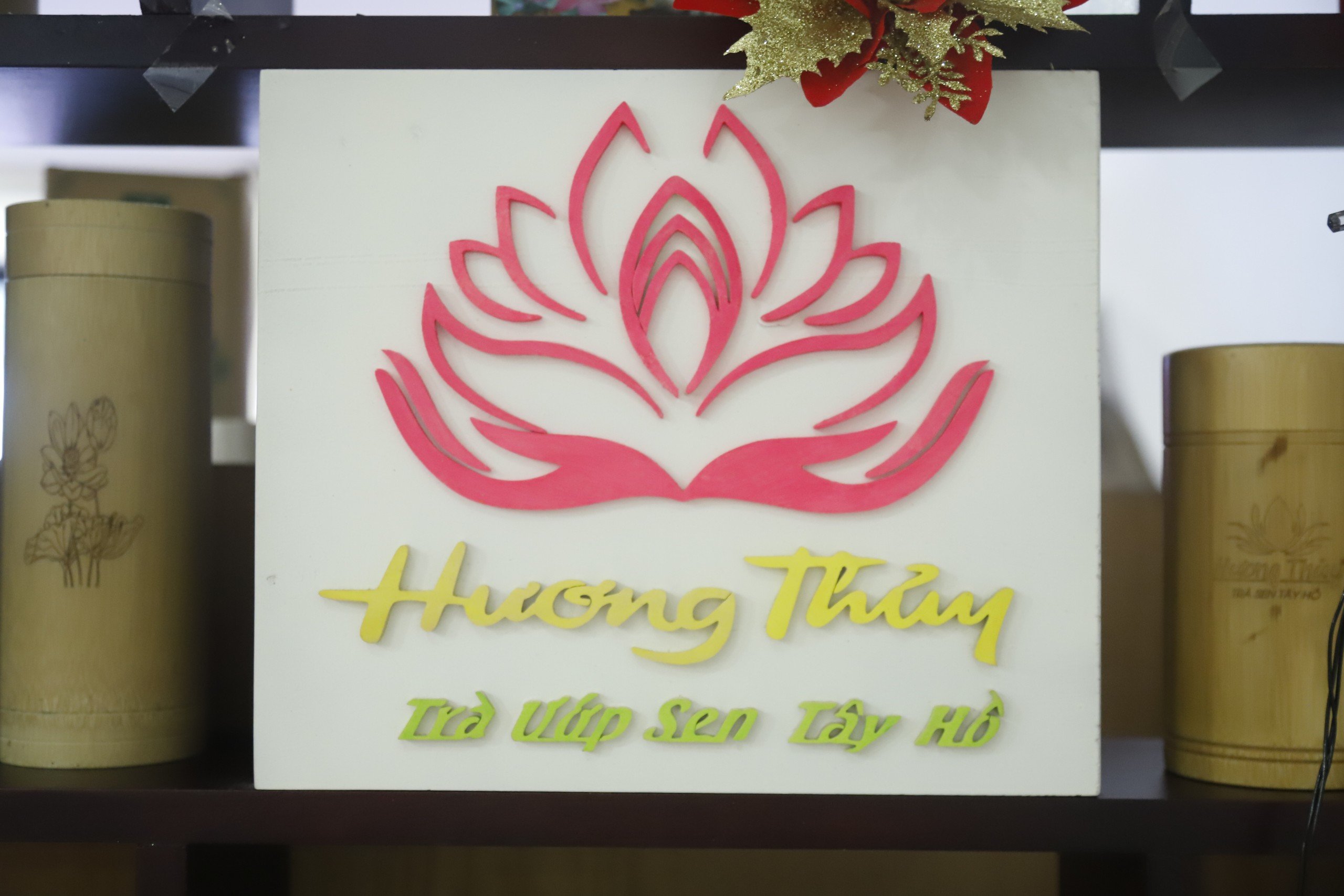 Trà sen Hương Thủy