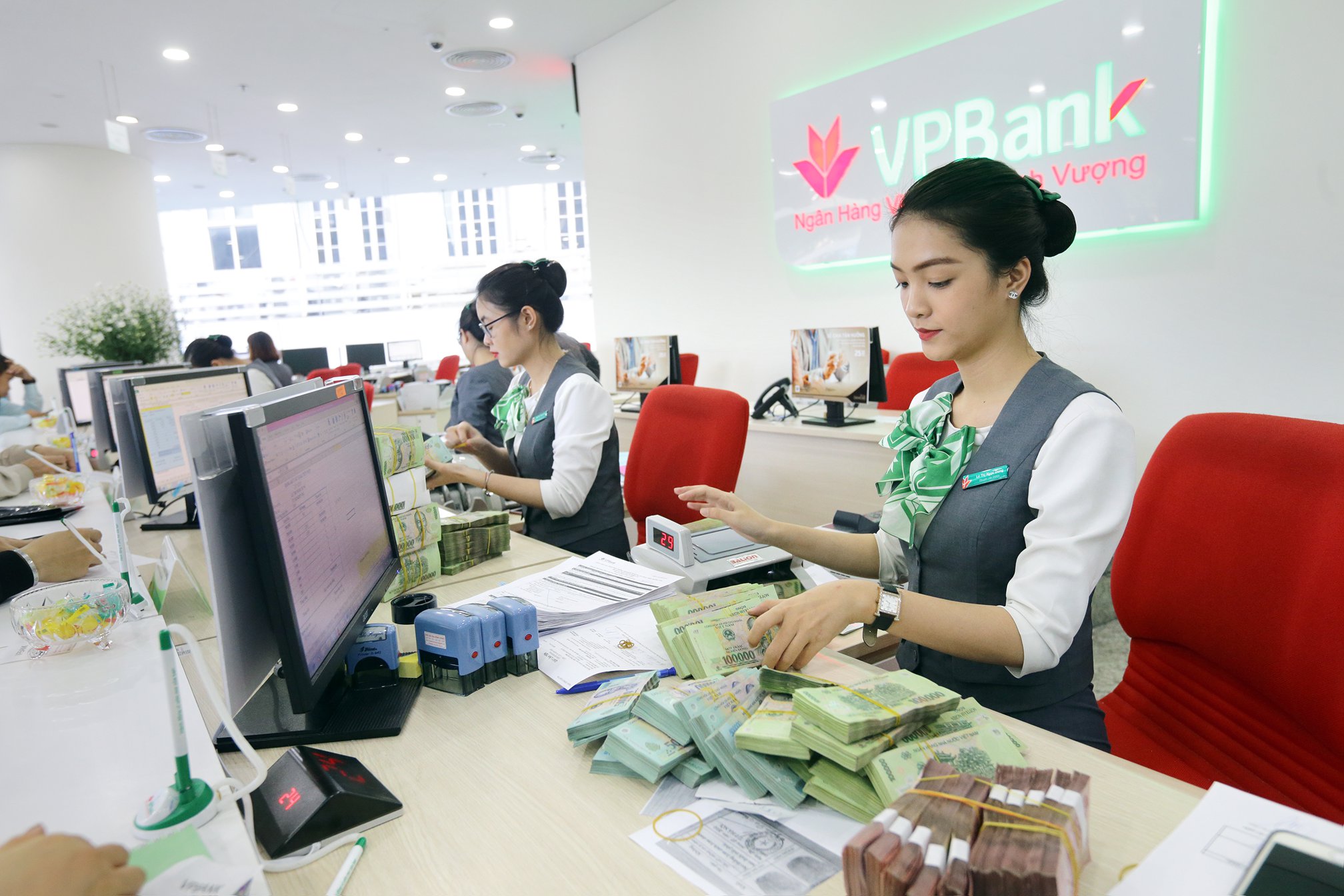 ngân hàng VPBank