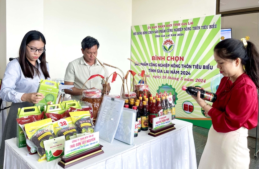 Chương trình bình chọn, tôn vinh sản phẩm công nghiệp nông thôn (CNNT) tiêu biểu đã tạo động lực cho các cơ sở đầu tư nâng cấp máy móc, thiết bị để phát triển sản phẩm khu vực nông thôn.